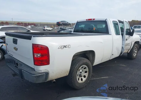2010 Chevrolet Silverado 1500 Work Truck z USA, uszkodzony, nr VIN 1GCSKPE09AZ227964